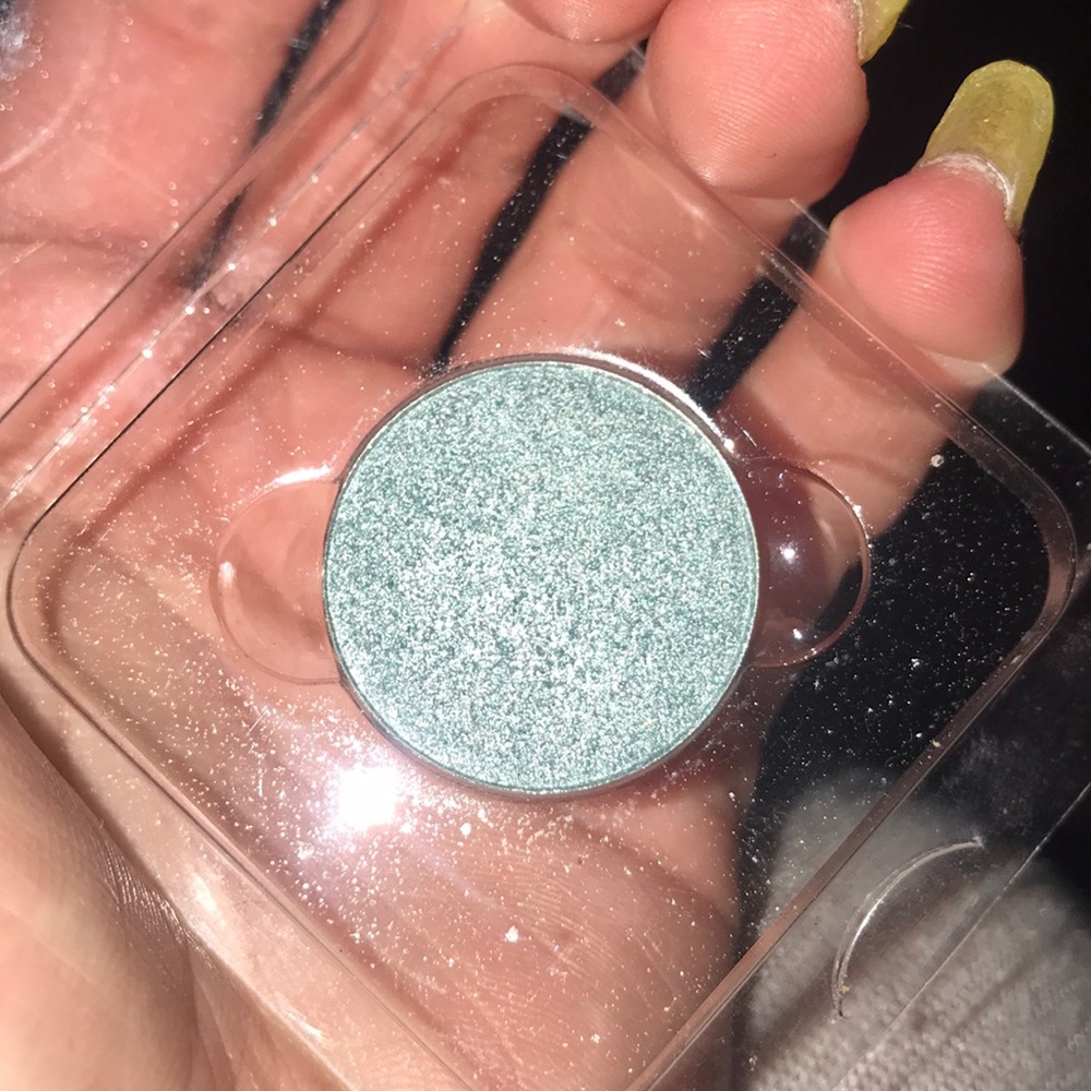Abh eyeshadow